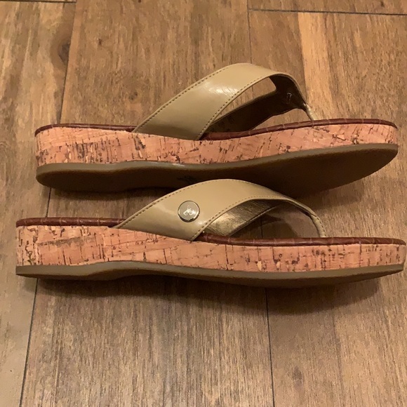 Sam Edelman Wedge Sandal Bundle - Picture 4 of 16
